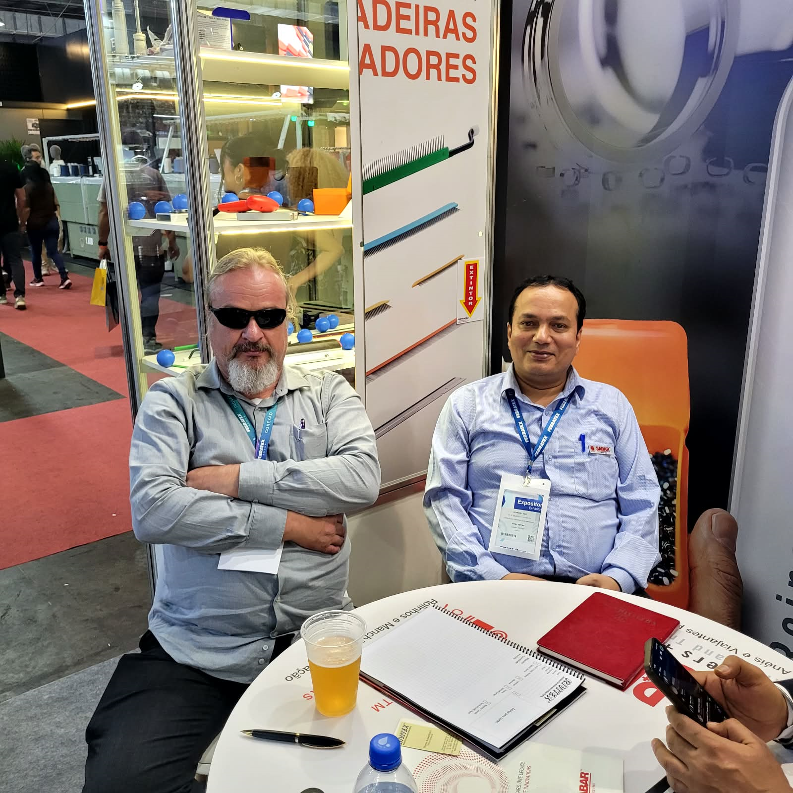 Matthias e Vikas